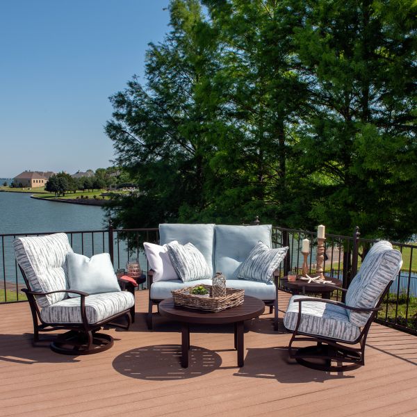 Albany Loveseat